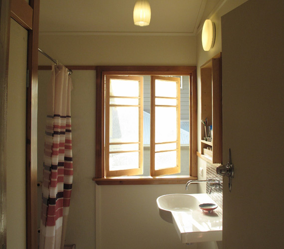 Agnes-folio-bathroom.jpg